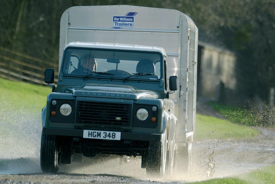  Land Rover Defender 2006 года  (фото 112 из 227)